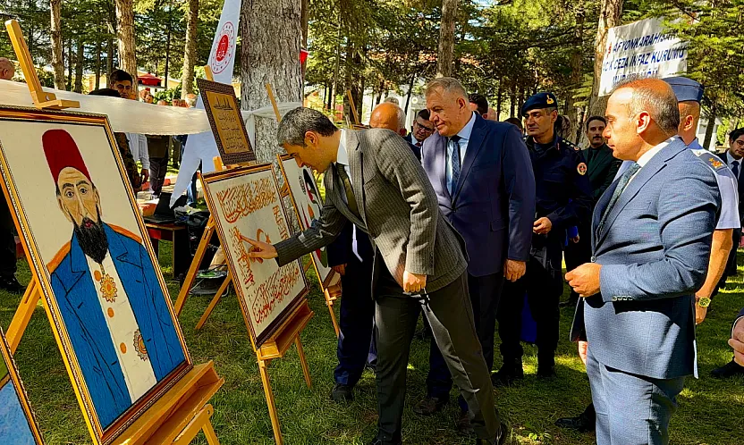 Mahkumların El Emeği Eserleri Göz Doldurdu