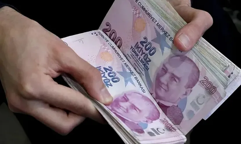 Memurların Maaş Farkları Belirlendi. Hesaplara Yatırılıyor