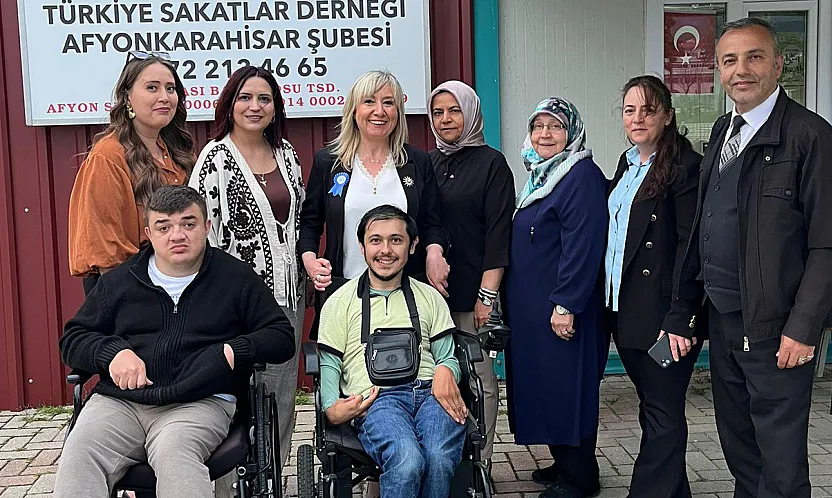 MHP'li Kadınlar, Engelli Bireylerin Yanında