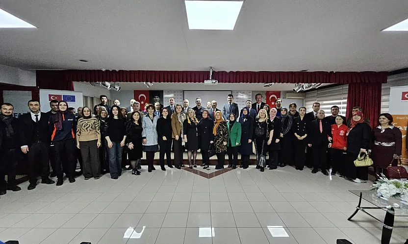 Milletvekili Taytak'tan 'FarkıMda Mısın' Projesine Tam Destek