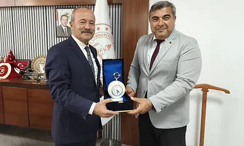 Milletvekili Taytak'tan Miraç Sünnetci'ye Hizmet Teşekkürü