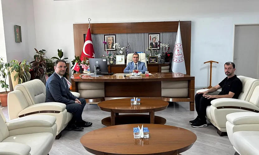 Müdür Altınkaynak'tan İş Birliği Mesaj