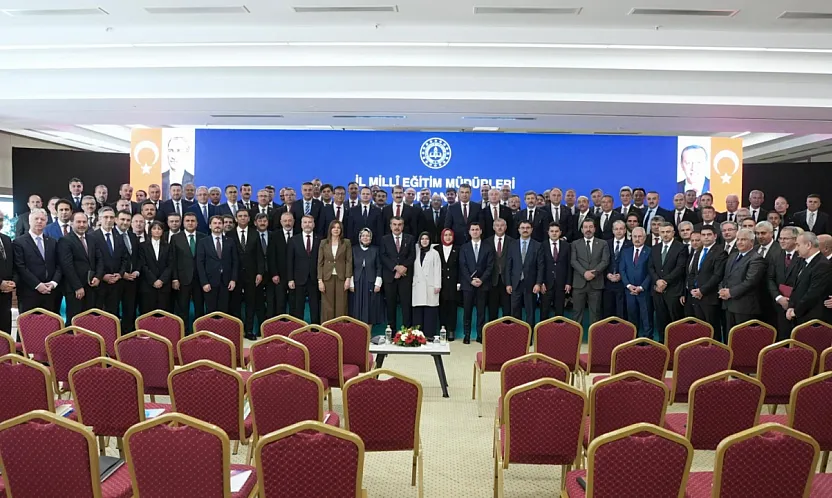 Müdür Sünnetci, Bakan Tekin'e Afyonkarahisar'ın Eğitimini Anlattı