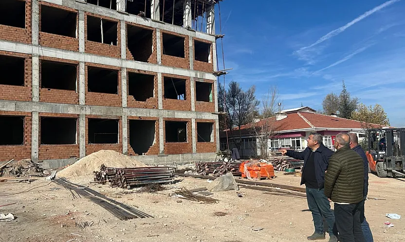 Müdür Sünnetci, Hafta Sonu Da Mesaide