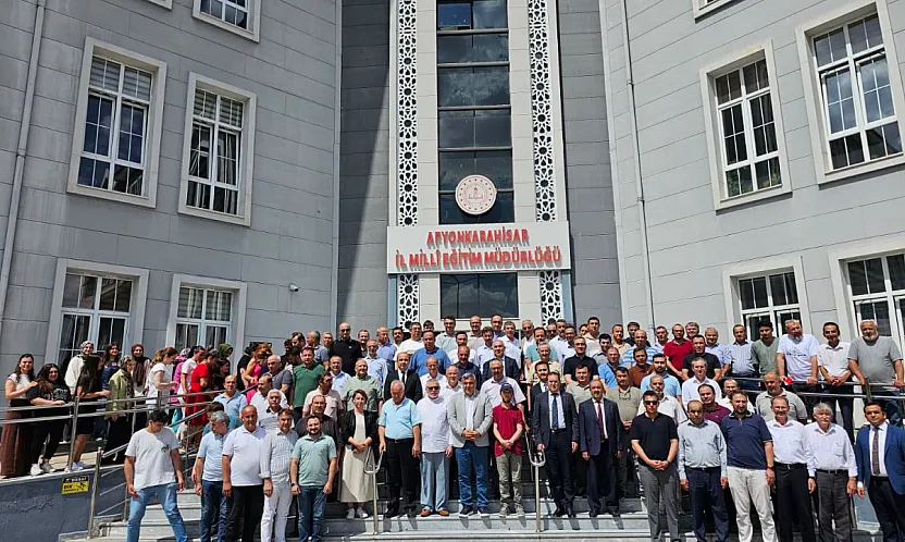 Müdür Sünnetci Teşekkürle Veda Etti
