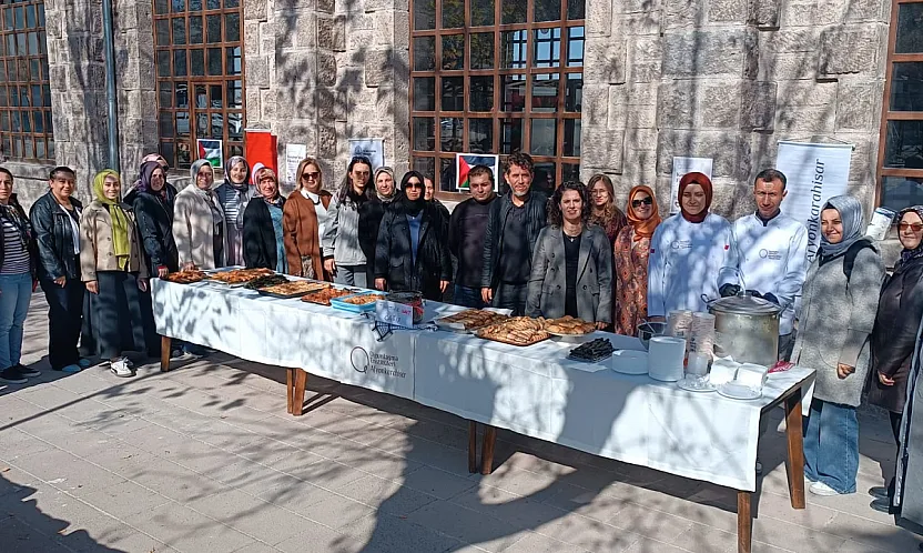 Olgunlaşma Enstitüsü'nde Filistin'e destek kermesi