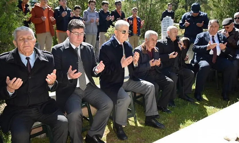 Osman Attila Dualarla Anıldı