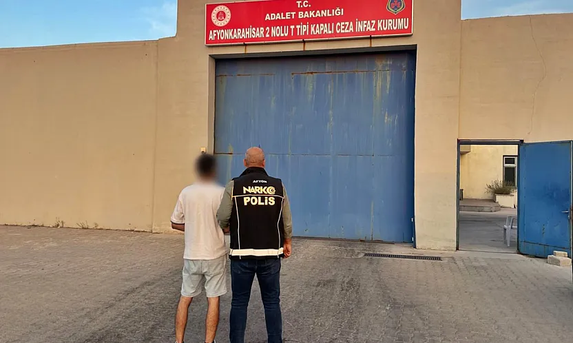 Polisten Nokta Atışı! Aranan Hükümlü Yakalandı