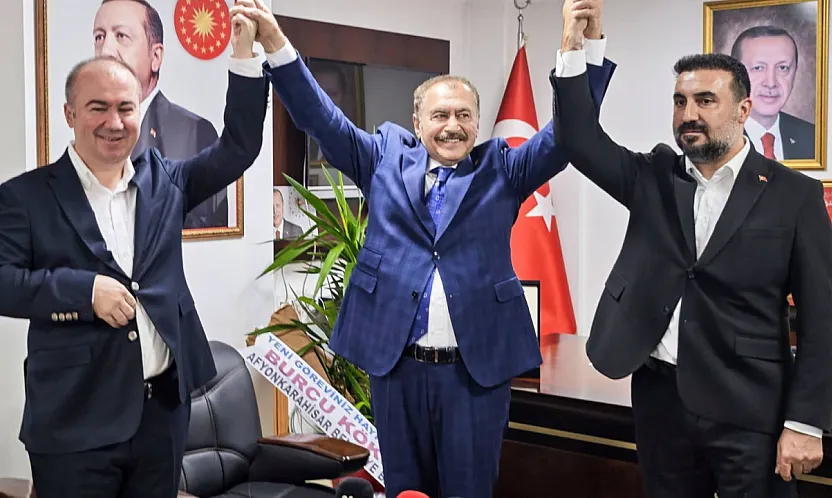 Prof. Dr. Eroğlu'ndan Başkan Kavak'a Tam Destek