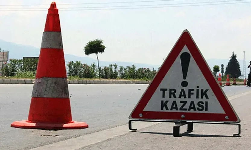 Refüje Giren Araç İstinat Duvarına Çarparak Durdu