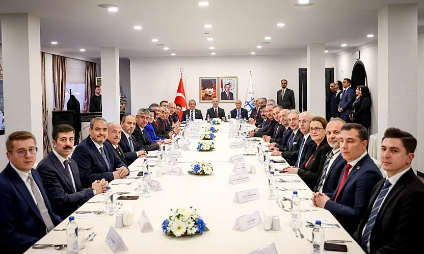 Rektör Karakaş, Ege Bölgesi Rektörler Toplantısına Katıldı