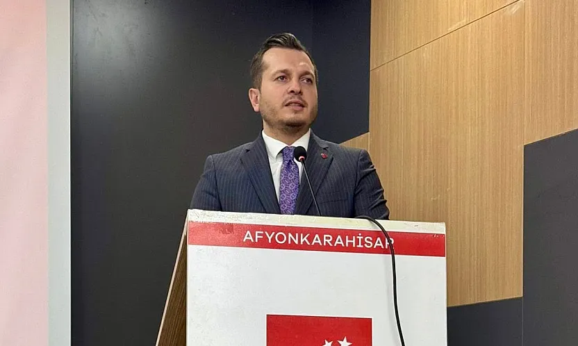 Saadet Partili Karataş: 2026 Yıldır 1 Milyon Harcansa, Fon Vurgununa Yetişmiyor
