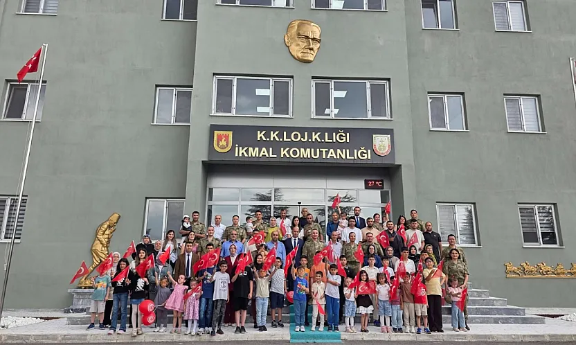 Şehit Aileleri Ve Gaziler Garnizon Komutanlığında Ağırlandı