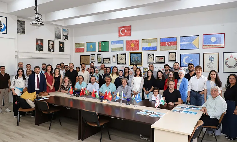 Sibirya'dan Anadolu'ya, Amerika'dan Türk Dünyasına