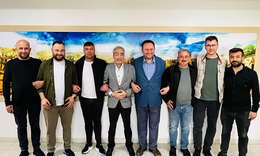 Sinanpaşa'dan Başkan Üstün'e Açık Destek