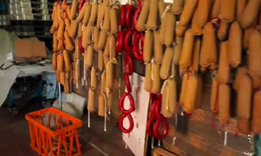 Sosyal Medyadan Satıyorlardı! Afyonkarahisar'da Tonlarca Gıdaya El Konuldu