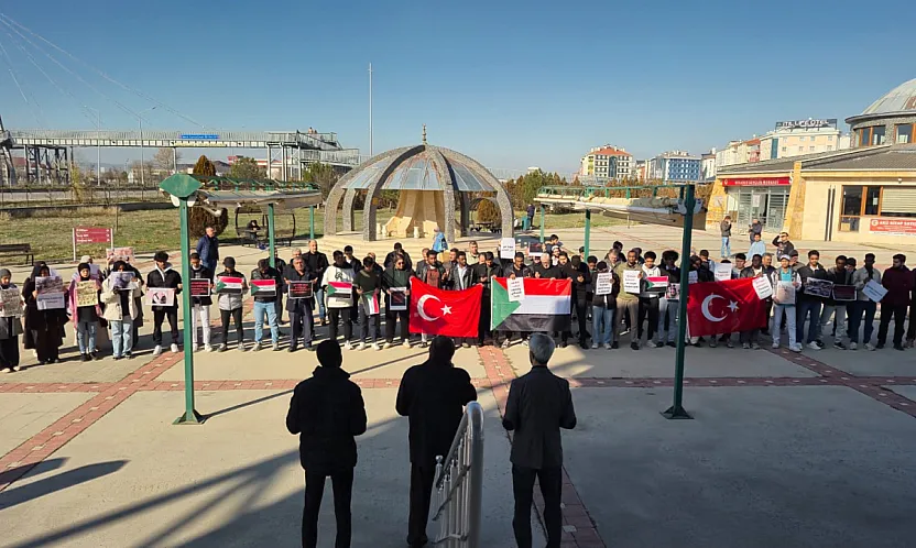 Sudan Halkına Destek İçin Toplandılar