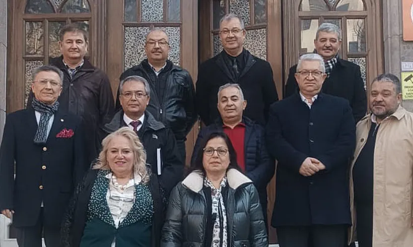 Tarihi Lise'de Yeni Dönem… Mezunlar Dayanışma İçin Bir Arada