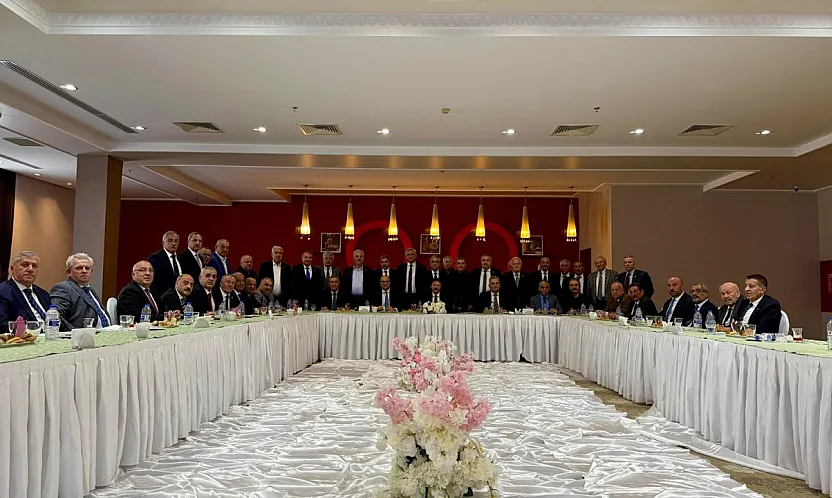 TŞOF Genel Başkanı Mehmet Yiğiner'in Öncülüğünde Esnafın Nabzı Afyon'da Tutuldu