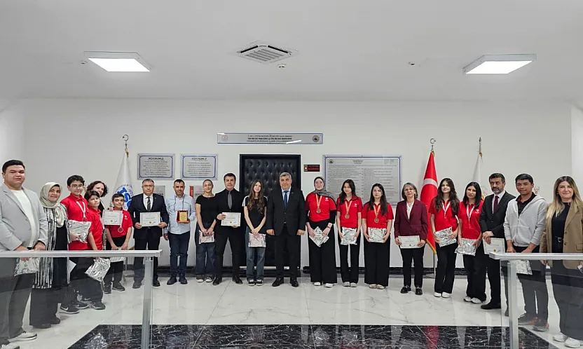 TÜBİTAK Türkiye Başarılarının Ödülleri Dağıtıldı