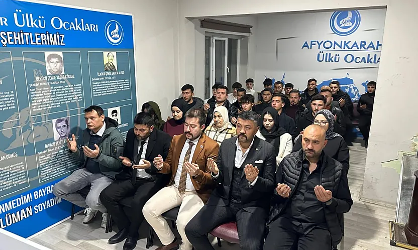 Ülkü Ocakları'nda Dualar Şehitlerimiz için