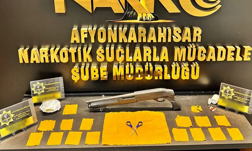Uyuşturucu Maddeler Ve Pompalı Tüfekle Yakalanan 2 Kişi Tutuklandı