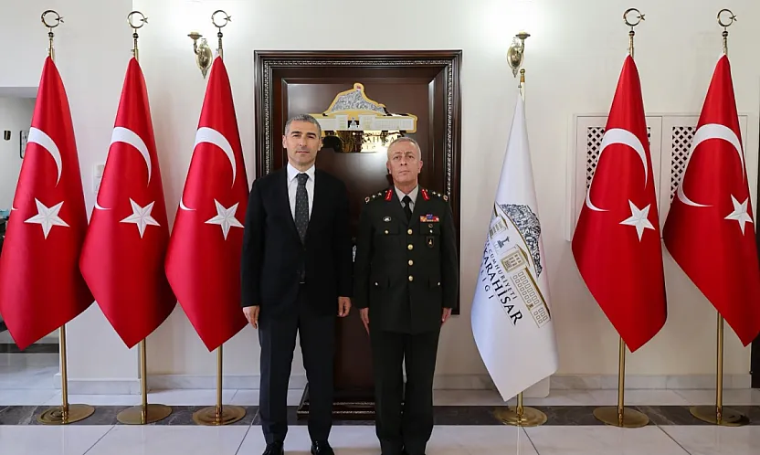 Vali Aktaş, Tümgeneral Diker'i Kabul Etti