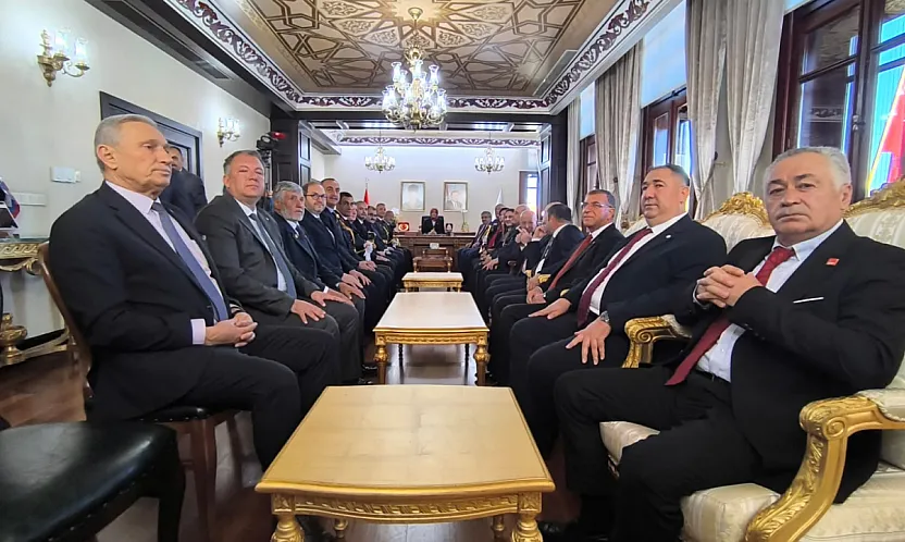 Vali Yiğitbaşı, Cumhuriyet Bayramı Tebriklerini Kabul Etti