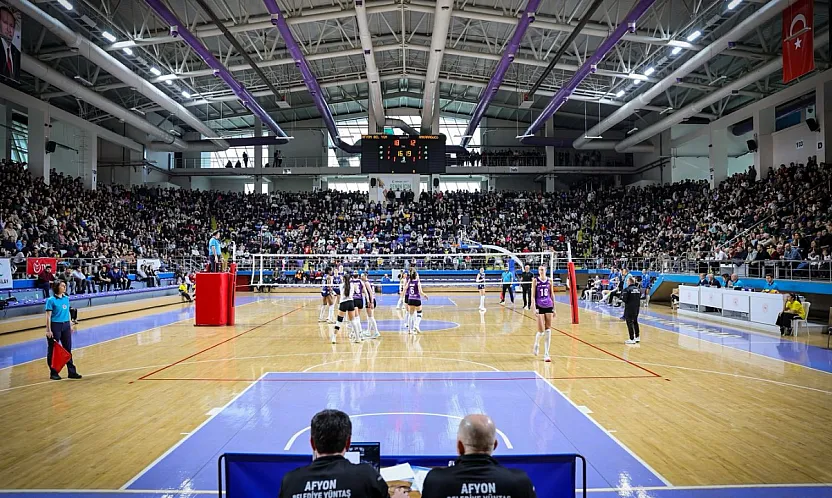 Vatandaş Diyor Ki… Voleybolda Bilet Fiyatları Neden Yüksek?