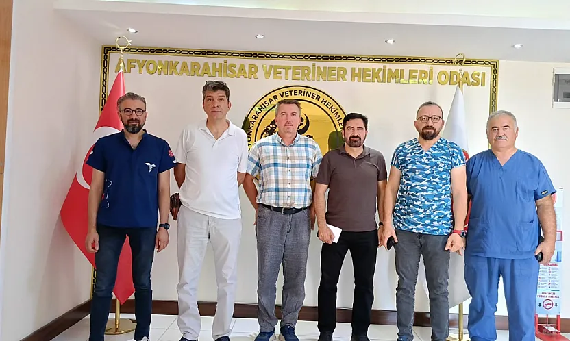 Veteriner Hekimler Odasında Başkan Ve Başkan Adayı Buluştu