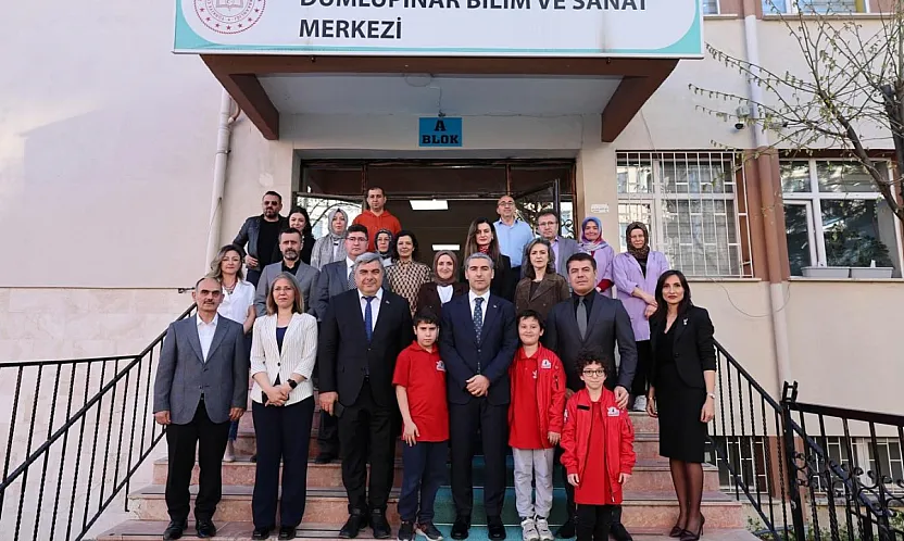 Yetenekli Mucitler Projelerini Vali Aktaş'a Anlattı