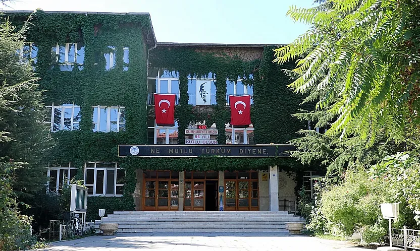 Yetkililer Açıkladı: Sanat Okulu Yıkılmıyor