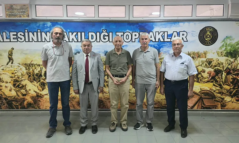 Zafer Yürüyüşünü Başlatan Vali Şuhut'ta