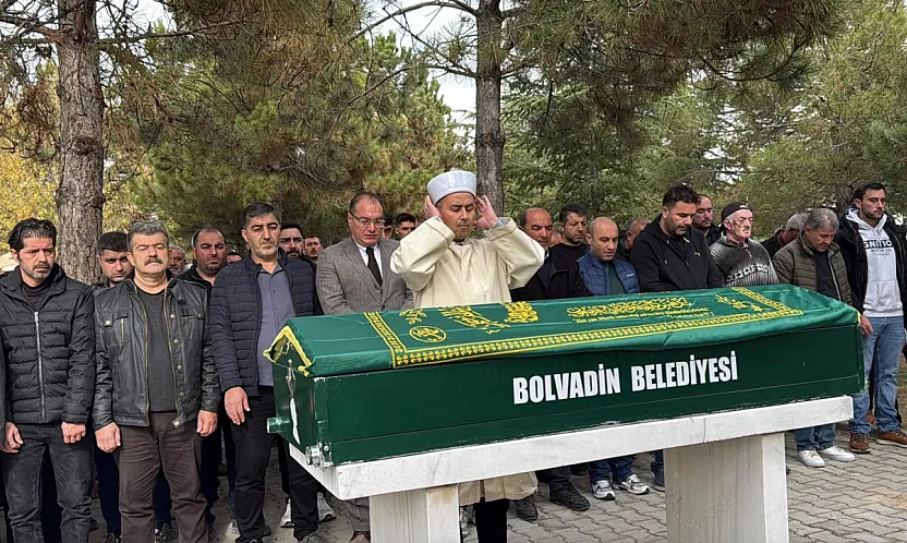 Zehirlenmenin Son Mağduru Gözyaşlarıyla Uğurlandı