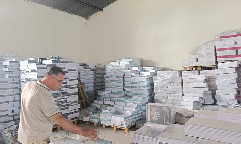 Ziller Çalmadan Bakanlık Kitaplar Afyon'a Gönderildi